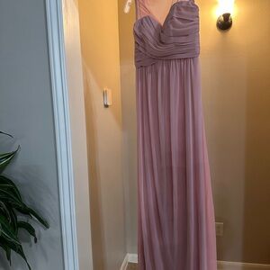 Elegant Mauve Evening Gown